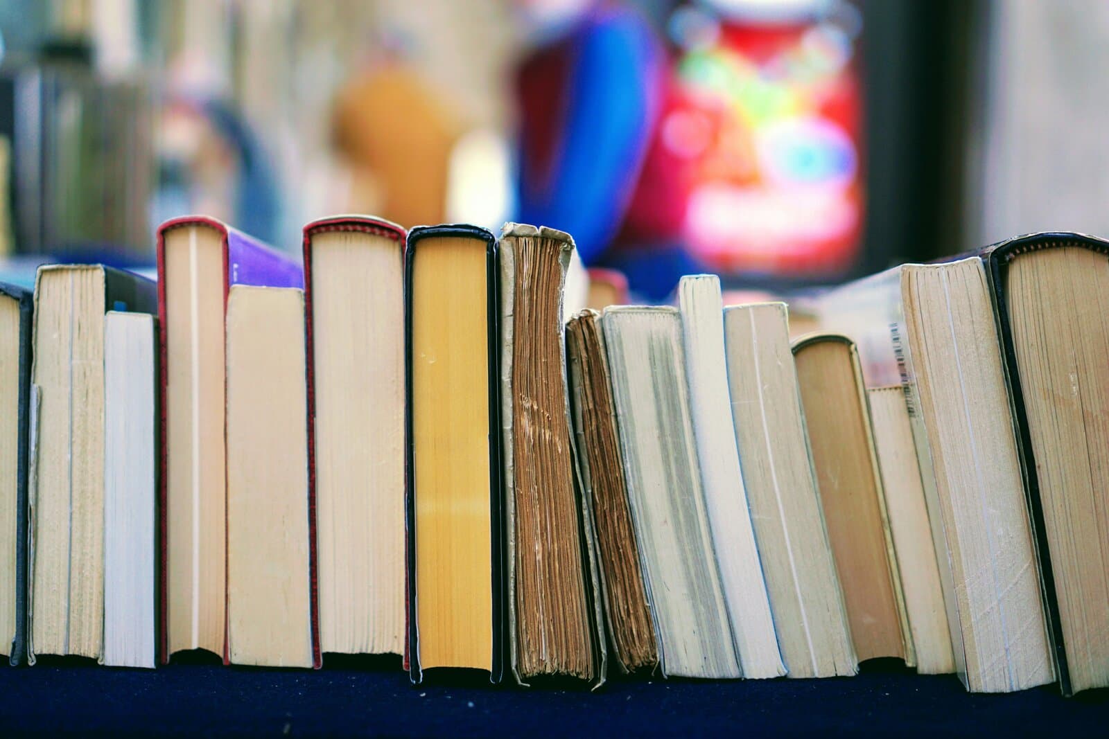 The 5 best developer marketing books in 2026